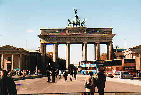 KLICK MICH: Brandenburger Tor / Pariser Platz
