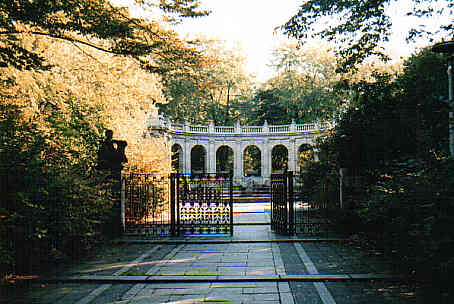 M&auml;rchenbuch aus Stein?!